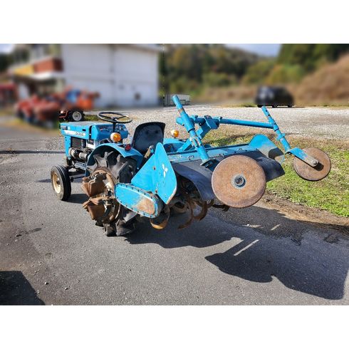 トラクター D1300 写真４