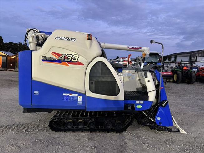 コンバイン HFC433G 写真２