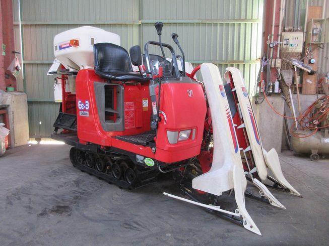 コンバイン Ee-3 写真２