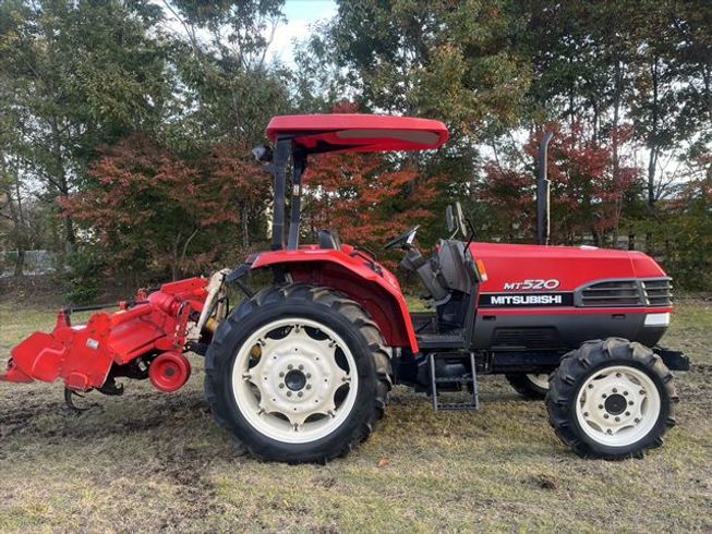 トラクター MT520 写真２