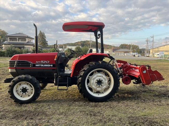 トラクター MT520 写真４