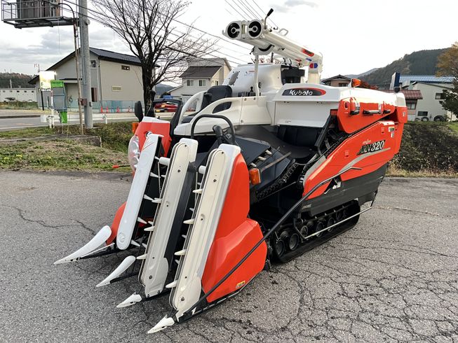 クボタ コンバイン 写真