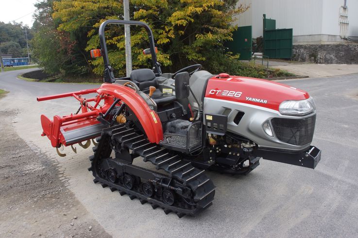 ヤンマー トラクター 写真