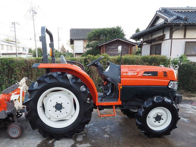 トラクター KL300 写真２