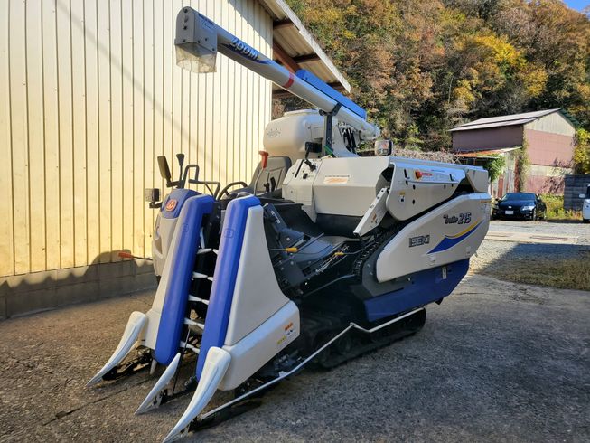 イセキ コンバイン 写真