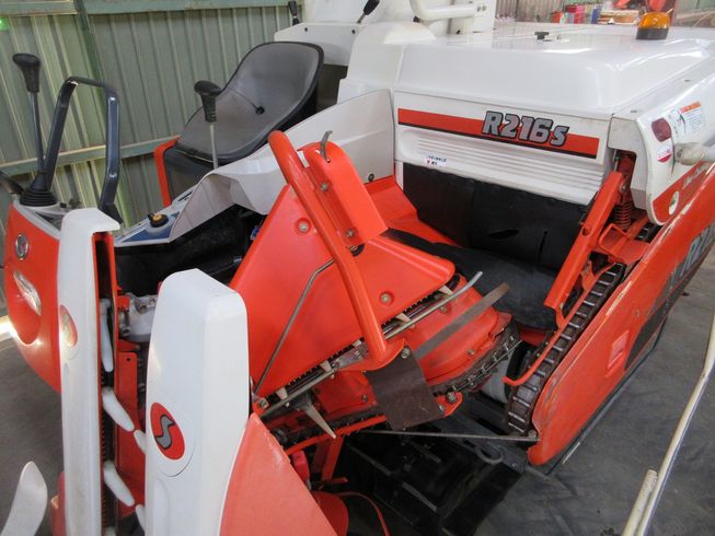 コンバイン R216S-DLW 写真８