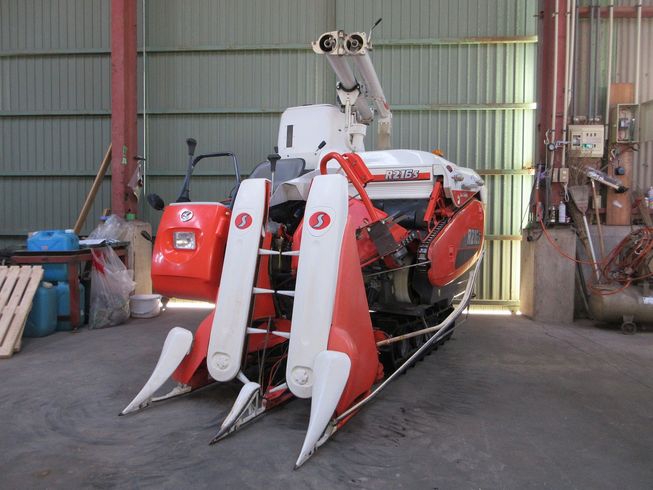 コンバイン R216S-DLW 写真２