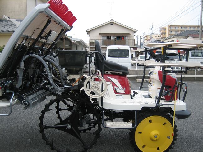 田植機 YR4SA RZF 写真３