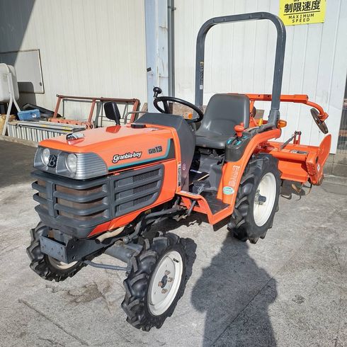 クボタ トラクター 写真