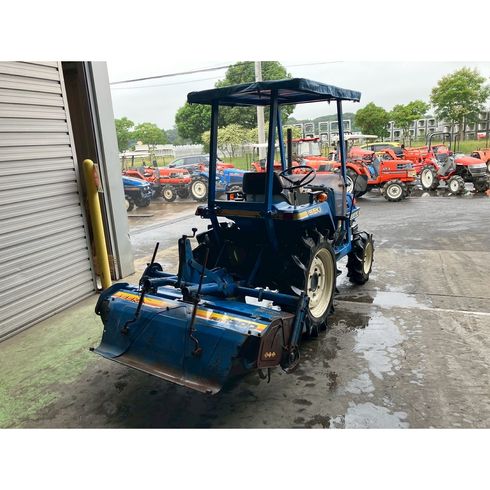 トラクター TU160 写真４