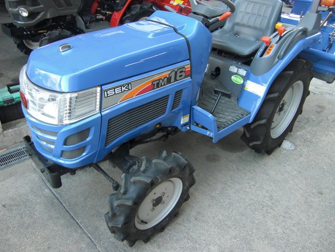 イセキ トラクター 写真