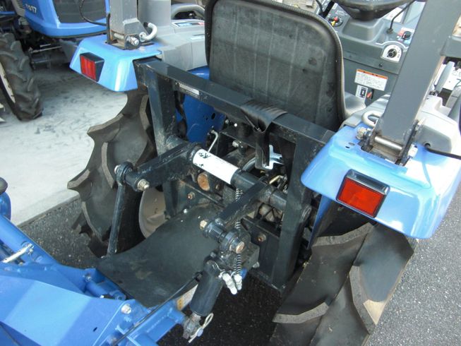 トラクター TQ15-LKXA2V　小型フル装備！ 写真５