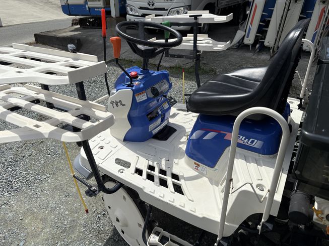 田植機 P40RHLF 写真４