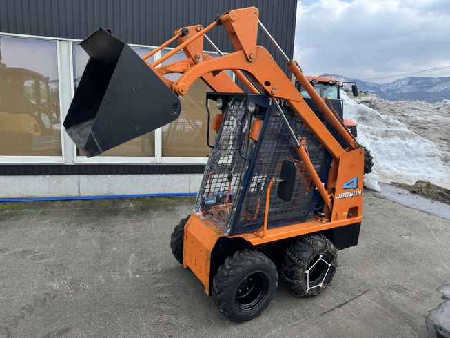 トヨタ スキッドステアローダー 写真