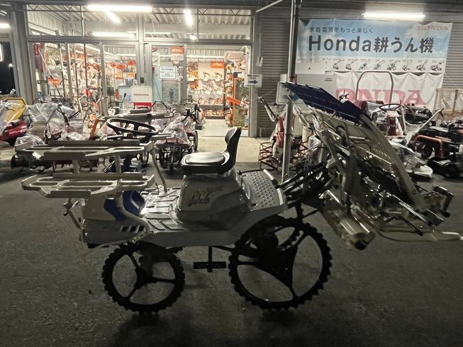 イセキ 田植機 写真