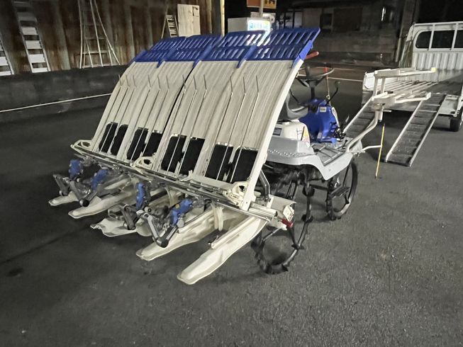 田植機 PPZ4-L 写真５