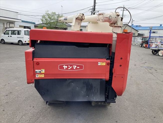 コンバイン GC325 写真３