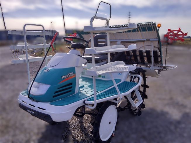 クボタ 田植機 写真