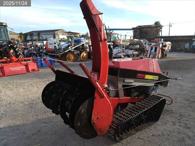 ヤナセ 除雪機 写真