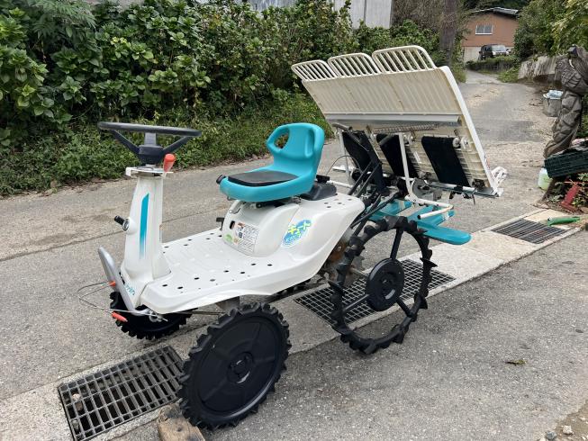 クボタ 田植機 写真