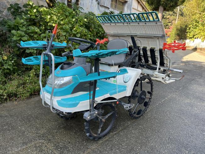 クボタ 田植機 写真