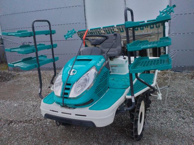 クボタ 田植機 写真