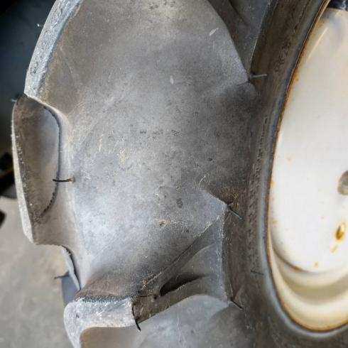 トラクター THS16 写真８