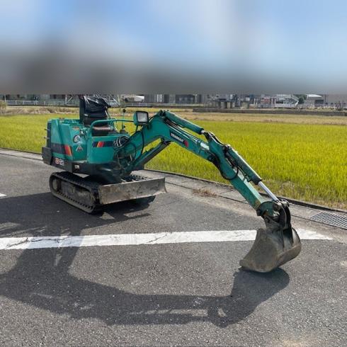 油圧ショベル B12-1 写真２