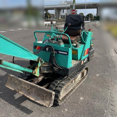 油圧ショベル B12-1 写真７