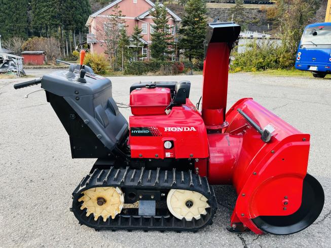 除雪機 HSM1390i 写真４