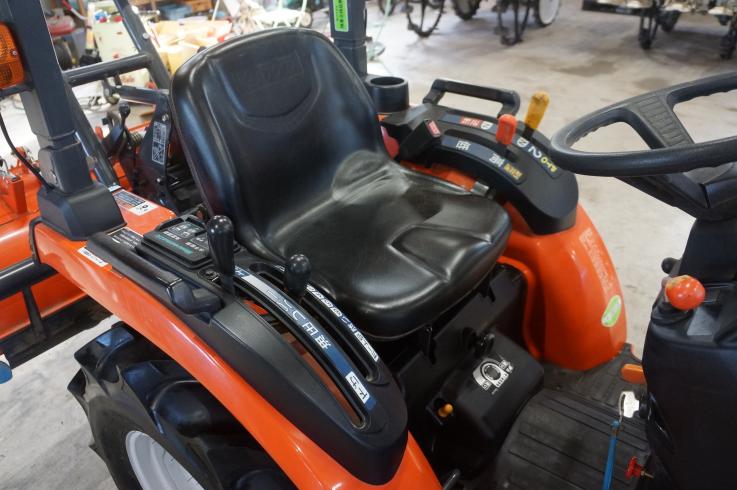 トラクター JB13 写真７