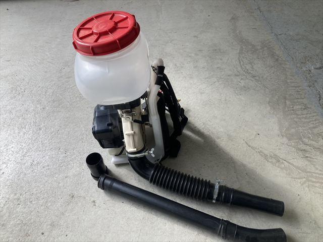 背負動力散布機 MDJ4001-13 写真３