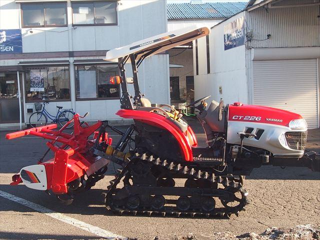 トラクター CT226 写真２