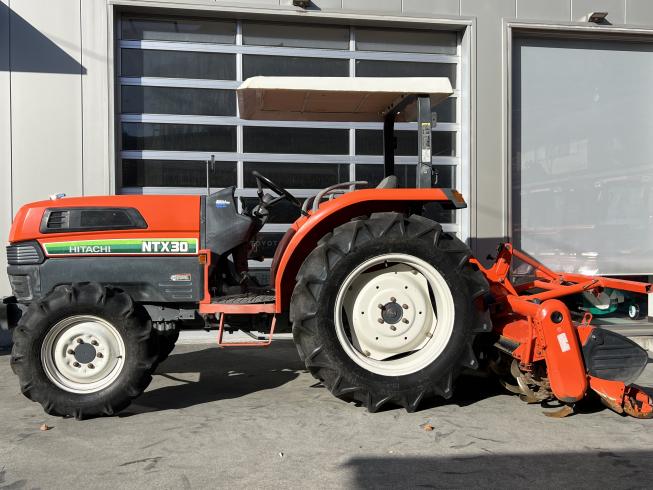 トラクター NTX30＜クボタKL30＞FBMAXRF7 写真３