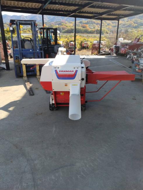 ヤンマー ハーベスター 写真