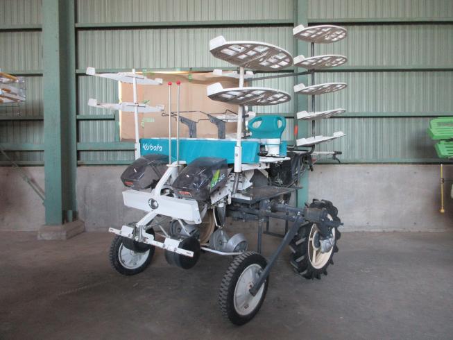 移植機 KP-201HL 写真２