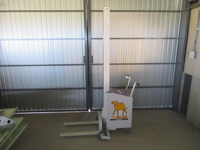  米袋昇降機  LUB-208F 写真６