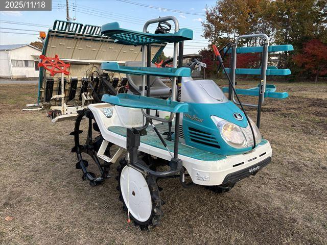 クボタ 田植機 写真