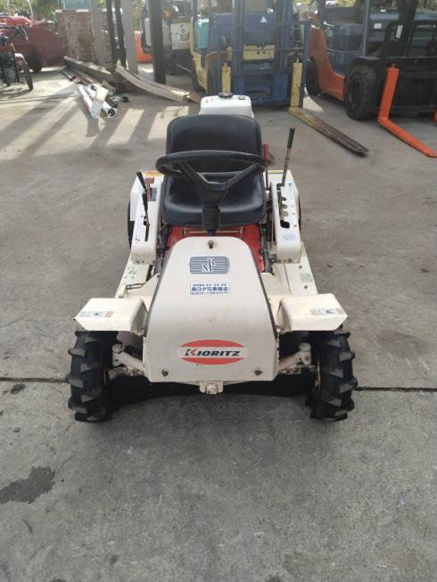 共立 草刈機 写真