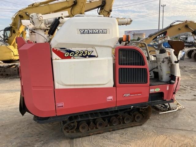 コンバイン GC223V 写真２