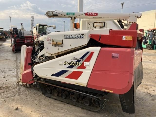 コンバイン GC223V 写真３