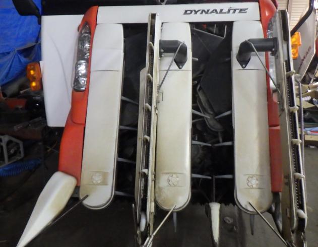 コンバイン ER329DXMW 写真２