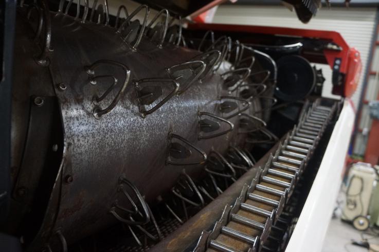 コンバイン AE439 写真９