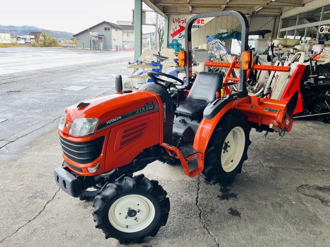 日立(クボタ) トラクター 写真