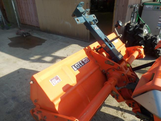 トラクター XB-1 写真３