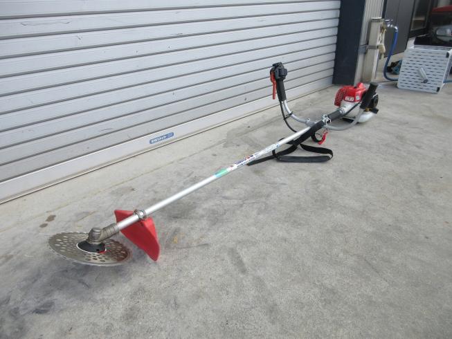 草刈機 BC303RS 写真２