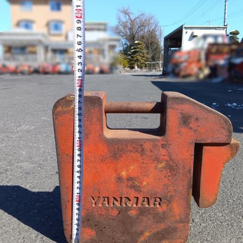トラクター用ウエイト 1個約29kg 写真５