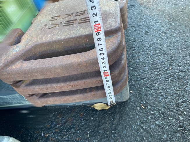 トラクター用ウエイト 1個25kg 写真２