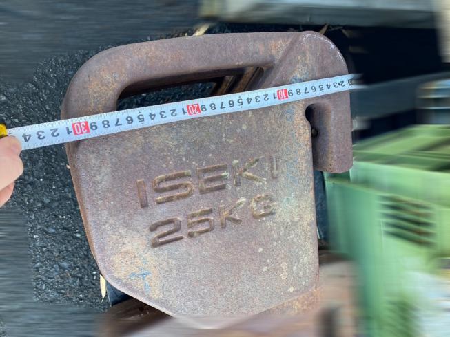 イセキ トラクター用ウエイト 写真