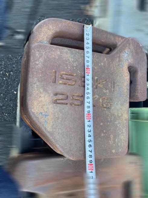 トラクター用ウエイト 1個25kg 写真３